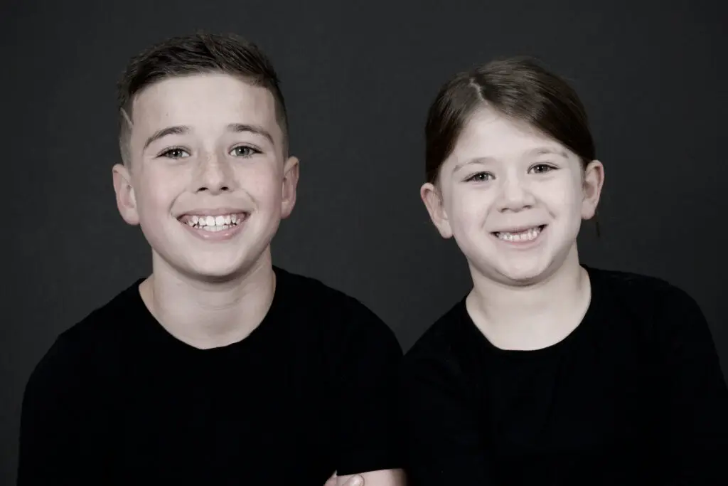 Siblings family photo at Studio Exposja in Melbourne by Exposja Photography