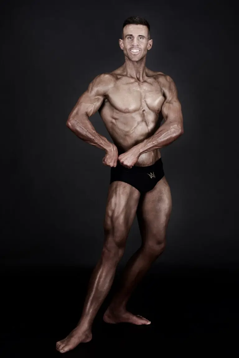 Muscular physique photo of body builder male at Studio Exposja by Exposja Photography in Melbourne
