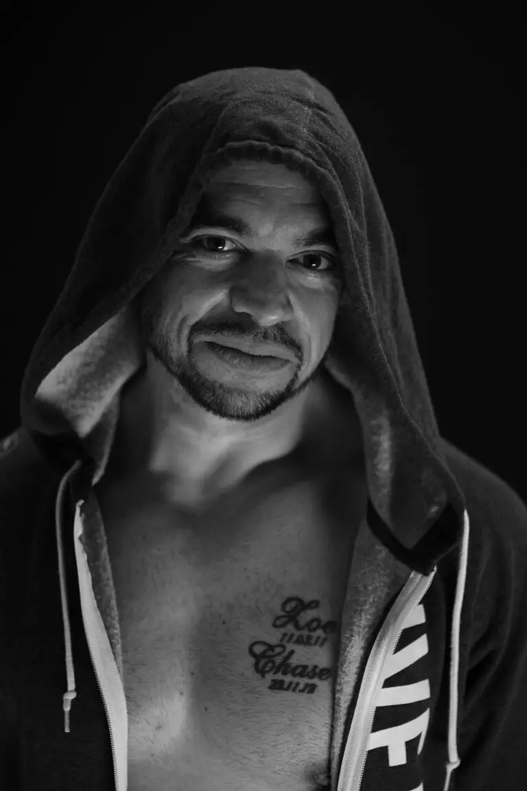 Muscular physique photo at Studio Exposja by Exposja Photography in Melbourne